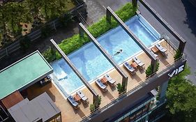 วี โฮเทล กรุงเทพฯ - เอ็มแกลเลอรี